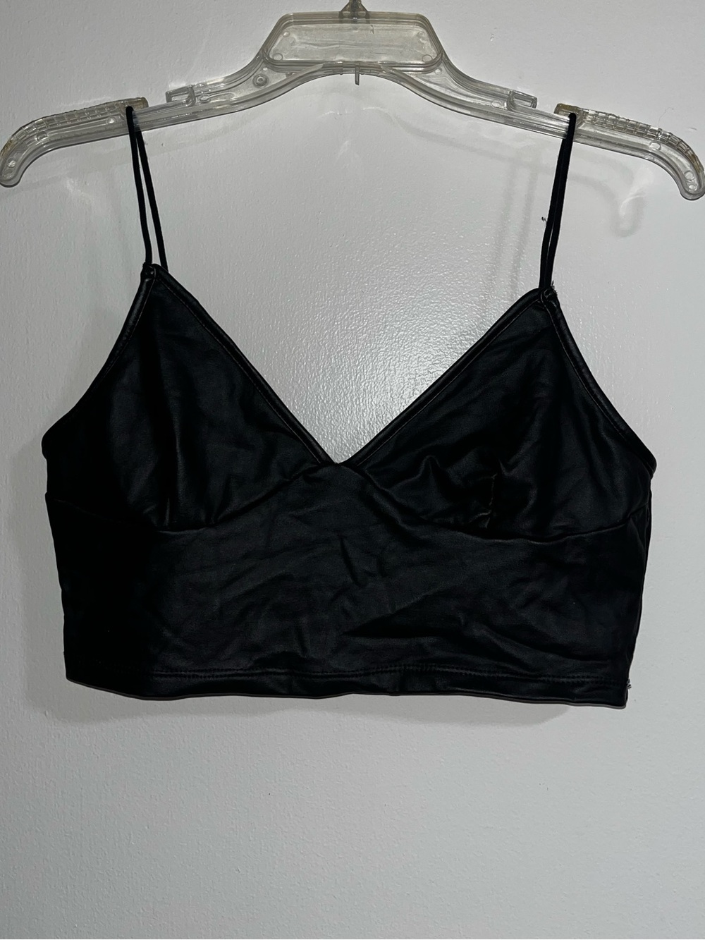 SHEIN Black V-Neck Cropped Bralette Tank